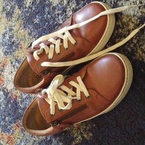 Like New! Born Shoes